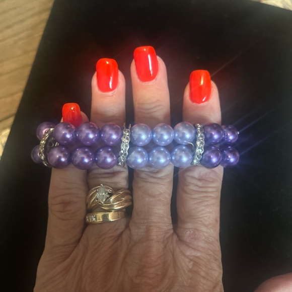 Elegant Purple Beaded Bracelet - Picture 4 of 5